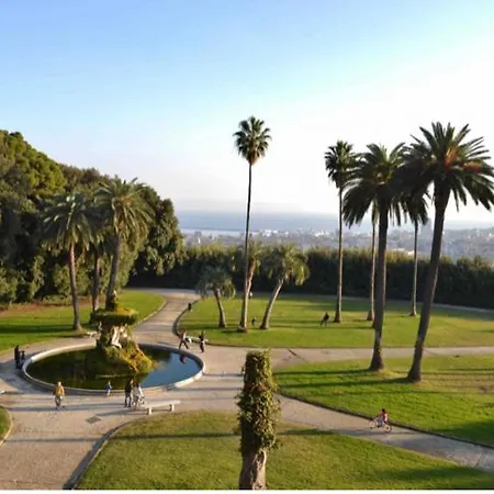 Alloggio Con Piccolo Patio - Bosco Di Capodimonte Apartment